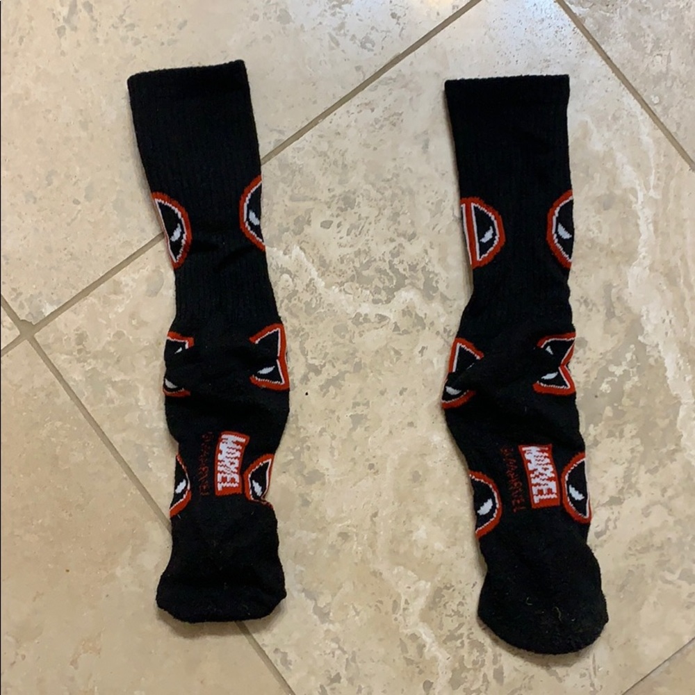 Deadpool Socks - RARE - Picture 2 of 2